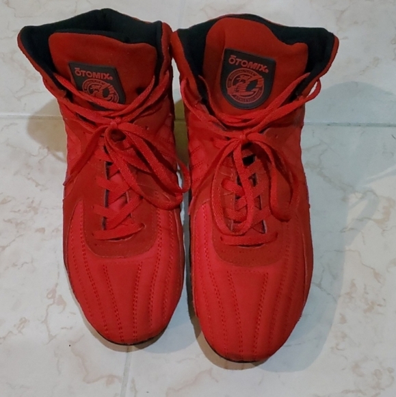 Red Otomix - Picture 2 of 5